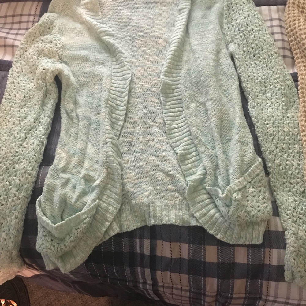 Clothes - Picture 6 of 8